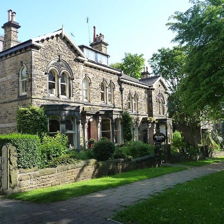 Alexandra Court Bed and Breakfast Harrogate Exteriör bild