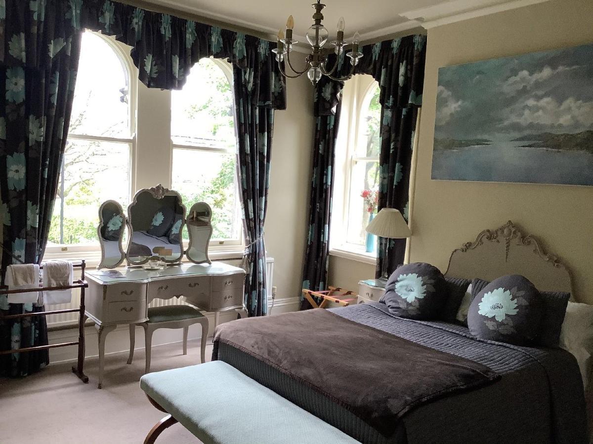 Alexandra Court Bed and Breakfast Harrogate Exteriör bild